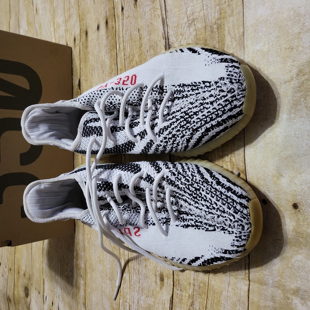 Yeezy 350 boost